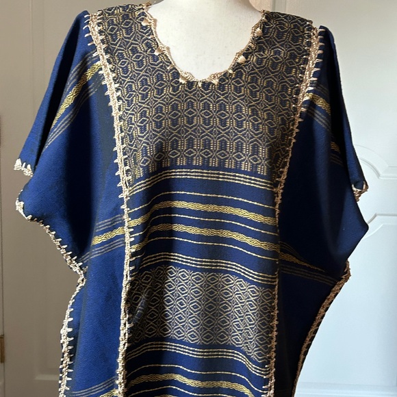 Hand Woven Mexican Huipil Dress. Oaxaca Huipil, handmade Boho, Vintage. - Picture 3 of 10